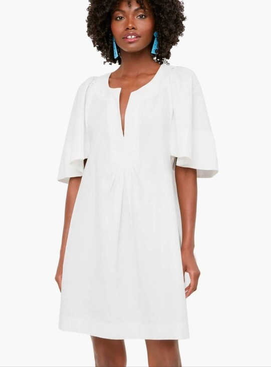 Pomander Place Dresses & Skirts - Pomander Place By Tuckernuck Finley White Flutter Sleeve Dress XS